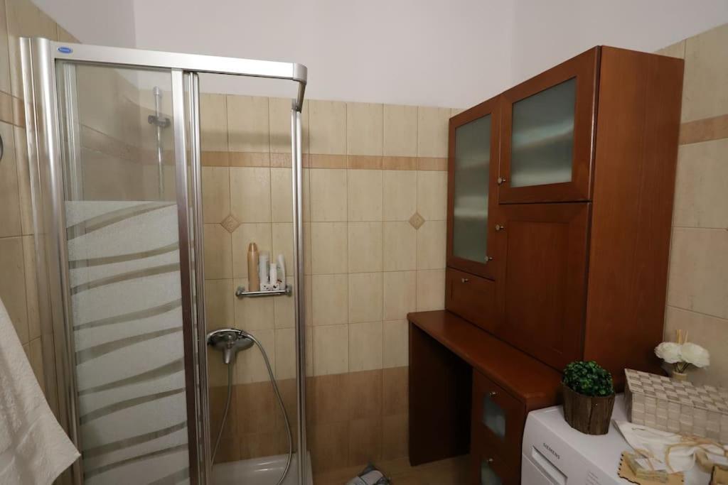 Διαμέρισμα Με Δωρεάν Πάρκινγκ Κοντά Στη Θάλασσα Alexandroupolis Exteriör bild